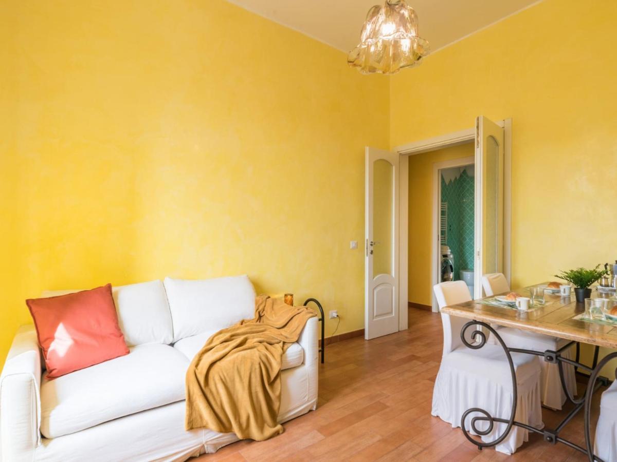 Apartment The Best Rent - Colourful Two-bedroom Near Termini Station Rom